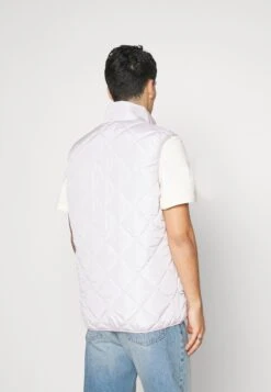 YOURTURN Unisex - Bodywarmer - Salmon 16 YOURTURN Unisex - Bodywarmer - Salmon -Yourturn Verkoopwinkel 0f201c2411e447a7b3478fb4eecf46f3