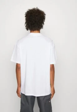 YOURTURN Rule Skull Graphic Tee Unisex - T-Shirt Print - White 9 YOURTURN Rule Skull Graphic Tee Unisex - T-Shirt Print - White -Yourturn Verkoopwinkel 0f64c370d0374acf8a430594a90cb6f9