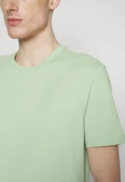 YOURTURN Unisex 5 Pack - T-Shirt Basic - White/Blue-Grey/Purple -Yourturn Verkoopwinkel 12a76f8e41f240f6819416c01d4c0585