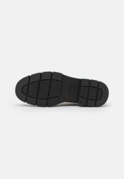 YOURTURN Veterschoenen - Black 12 YOURTURN Veterschoenen - Black -Yourturn Verkoopwinkel 1b63d7dd7367497f88b93b36f5b671ab