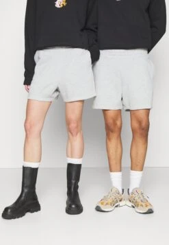 YOURTURN Unisex- Shorts - Light Grey -Yourturn Verkoopwinkel 1b8e0083a1354caa82f4164849fc74af