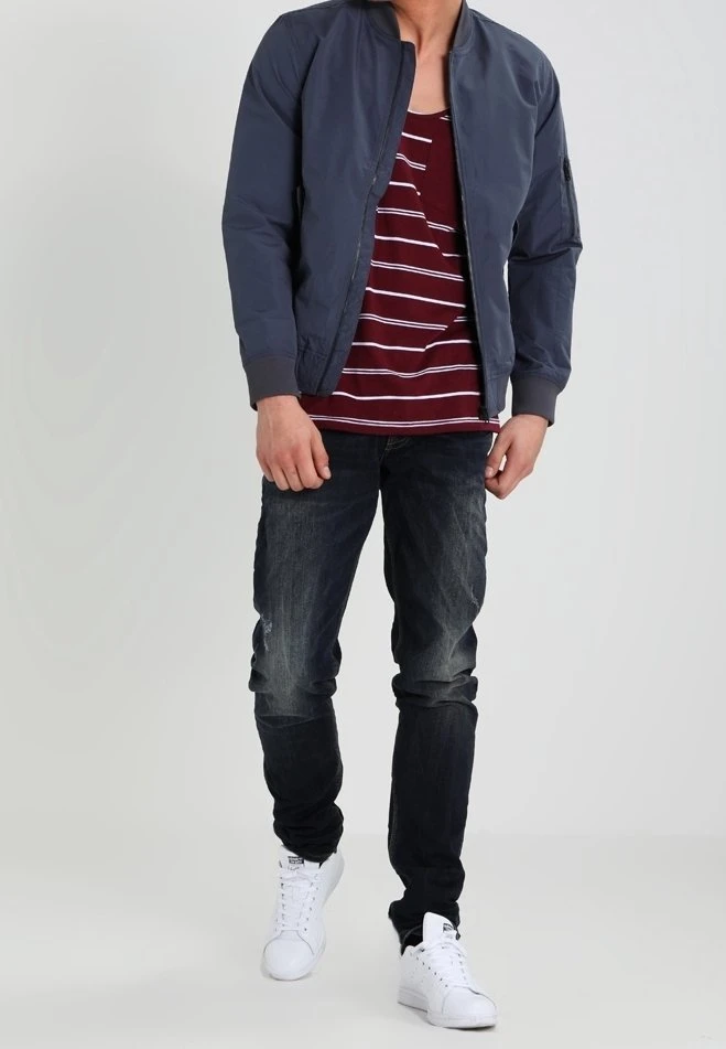 YOURTURN Top - Bordeaux 4 YOURTURN Top - Bordeaux - Afbeelding 2