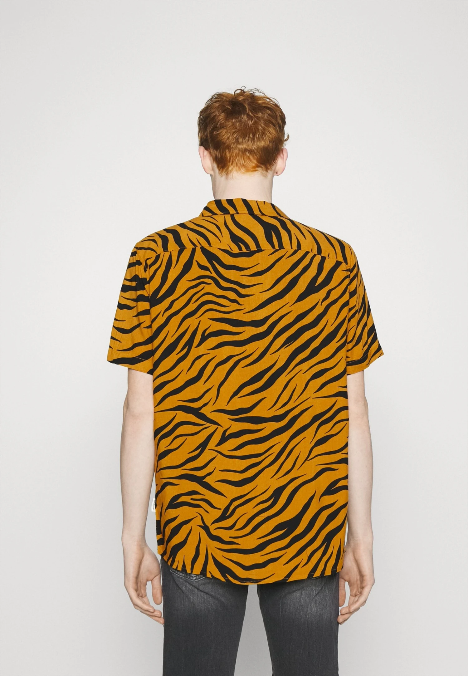 YOURTURN Genderless Resort- Overhemd - Black 5 YOURTURN Genderless Resort- Overhemd - Black - Afbeelding 3