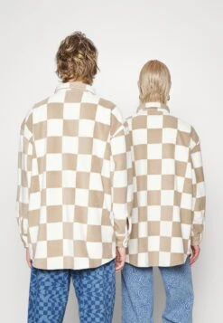 YOURTURN Unisex - Overhemdblouse - Beige 10 YOURTURN Unisex - Overhemdblouse - Beige -Yourturn Verkoopwinkel 3003627b7ee748c6b05fc9c670ef42c4