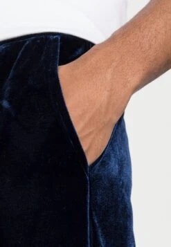 YOURTURN Festive Jogger Unisex - Trainingsbroek - Dark Blue -Yourturn Verkoopwinkel 34687897af5d4ab2821711d3e1fd1b46