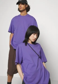 YOURTURN Unisex - T-Shirt Print - Purple -Yourturn Verkoopwinkel 370218723146441d83987dbdea45631e