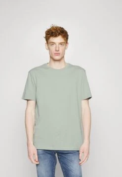 YOURTURN Unisex 5 Pack - T-Shirt Basic - White/Blue-Grey/Purple -Yourturn Verkoopwinkel 371ee6eaadbb45e2847882052f3c4c17