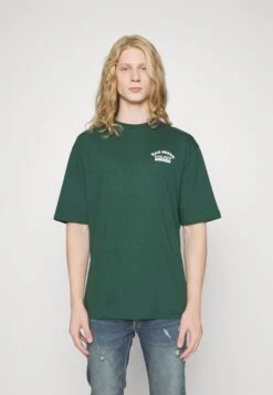 YOURTURN Unisex - T-Shirt Print - Dark Green 10 YOURTURN Unisex - T-Shirt Print - Dark Green -Yourturn Verkoopwinkel 3a4c351a3b1f4131be748f1058204899