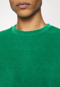 YOURTURN Unisex - T-Shirt Basic - Green 13 YOURTURN Unisex - T-Shirt Basic - Green -Yourturn Verkoopwinkel 42f5b6b1ef5c431ab8559b18b2f064b6