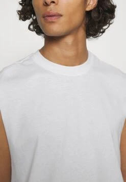 YOURTURN Unisex 2 Pack - Top - White, Black -Yourturn Verkoopwinkel 448d52d51fed4786b5f5e883c2b2c5aa