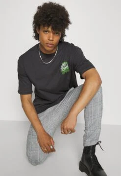 YOURTURN Snake Desire Tee Unisex - T-Shirt Print - Dark Grey -Yourturn Verkoopwinkel 44b0ef6a79da4748873fd0fa23caf12a