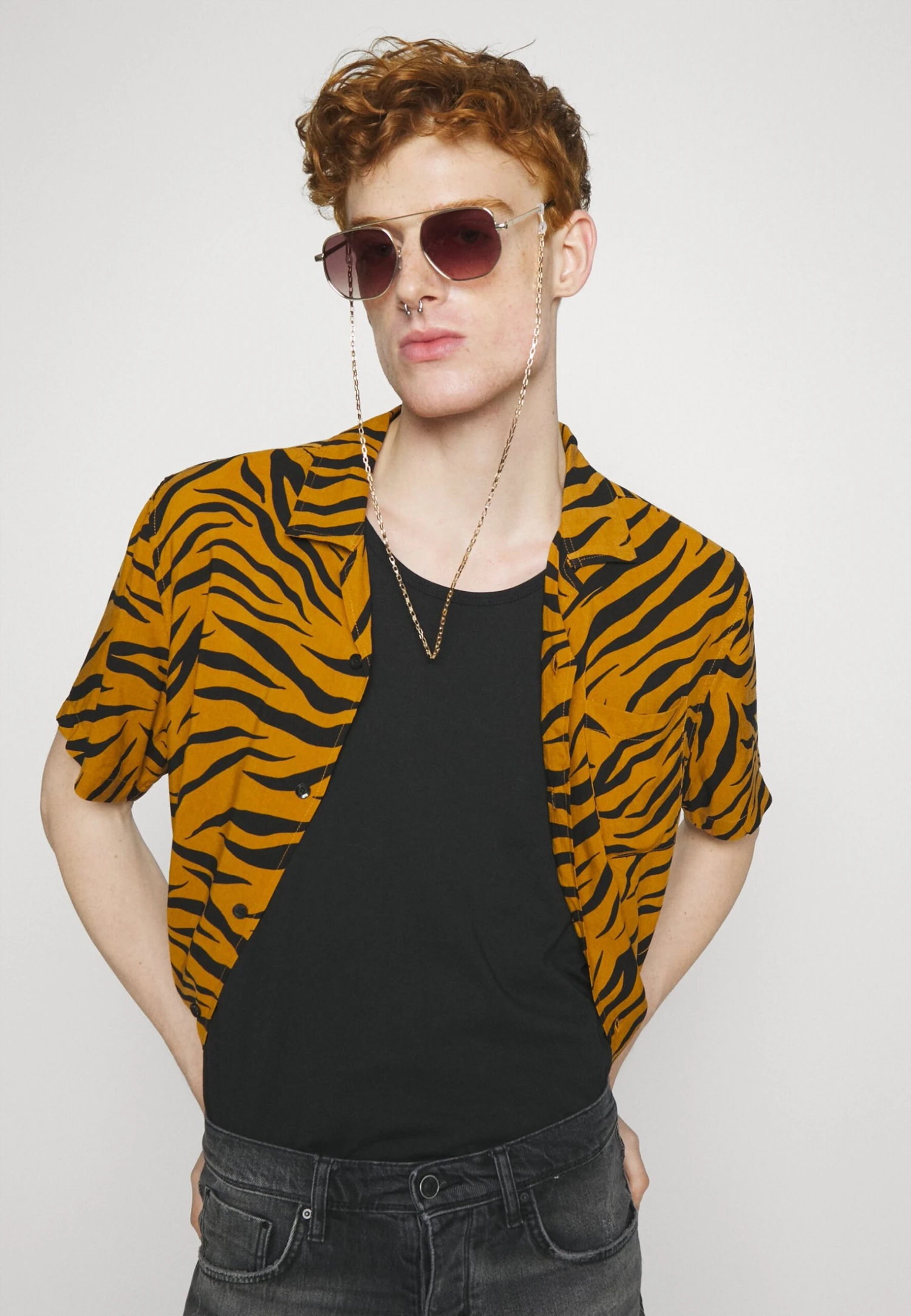 YOURTURN Genderless Resort- Overhemd - Black 6 YOURTURN Genderless Resort- Overhemd - Black - Afbeelding 4