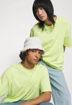 YOURTURN Unisex - T-Shirt Print - Light Yellow -Yourturn Verkoopwinkel 557fd8a973994ba18995adc81bf40dfc