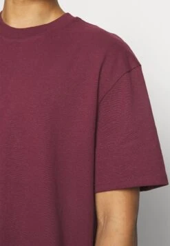 YOURTURN Unisex - T-Shirt Basic -Red -Yourturn Verkoopwinkel 62059fa3bcfc42708e5a777bb0e90a67