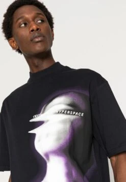 YOURTURN Unisex - T-Shirt Print -Black -Yourturn Verkoopwinkel 71633d781f4e4282bd687c86b02a7fd7