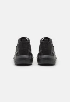 YOURTURN Sneakers Hoog - Black -Yourturn Verkoopwinkel 71d3c516abf84094a41003d57a402c4e