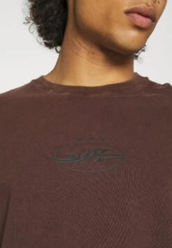 YOURTURN Unisex - T-Shirt Print - Dark Brown -Yourturn Verkoopwinkel 74761be360f54e53ba8cda4b165c879f