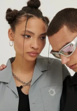 YOURTURN Unisex - Overhemdblouse - Grey 11 YOURTURN Unisex - Overhemdblouse - Grey -Yourturn Verkoopwinkel 7aef49a7ebff4f7c8c61ca140ec33268