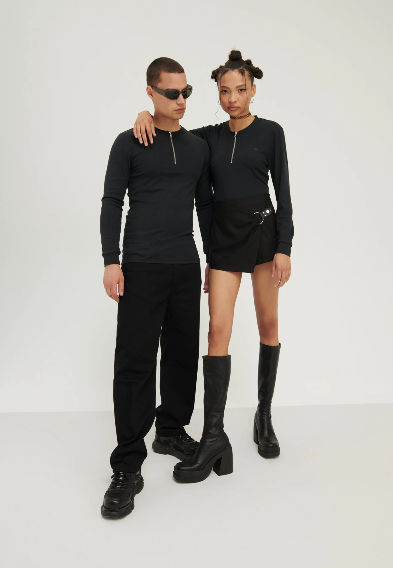 YOURTURN Unisex - Trui - Black 4 YOURTURN Unisex - Trui - Black - Afbeelding 2