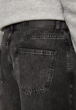 YOURTURN Unisex - Relaxed Fit Jeans - Black 13 YOURTURN Unisex - Relaxed Fit Jeans - Black -Yourturn Verkoopwinkel 7caa8213986c467a8076d3295b8a6d00