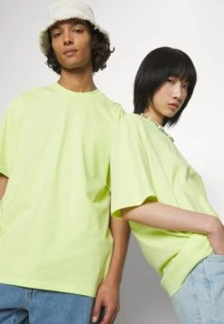 YOURTURN Unisex - T-Shirt Print - Light Yellow -Yourturn Verkoopwinkel 81a2d1fc31e34f7cb8819af1505c7e05