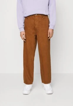 YOURTURN Unisex - Relaxed Fit Jeans - Brown