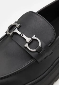 YOURTURN Unisex - Instappers - Black -Yourturn Verkoopwinkel 863a68153dfe4fbaa33074f1010dbae6