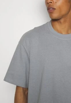 YOURTURN Unisex - T-Shirt Basic - Grey 15 YOURTURN Unisex - T-Shirt Basic - Grey -Yourturn Verkoopwinkel 86f72e0176504f879d81e5ce4acce369