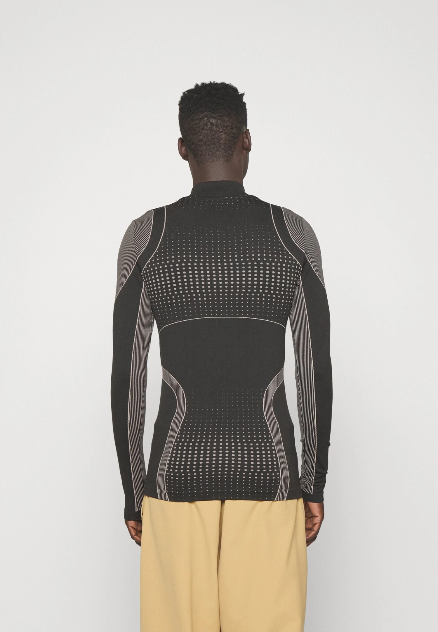 YOURTURN Jaquard Sports Unisex - Longsleeve - Black 5 YOURTURN Jaquard Sports Unisex - Longsleeve - Black - Afbeelding 3