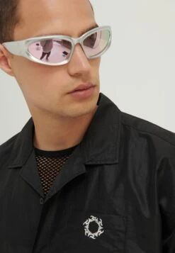 YOURTURN Unisex - Overhemdblouse - Black 11 YOURTURN Unisex - Overhemdblouse - Black -Yourturn Verkoopwinkel 8a6e506403de4206a86bfe93e868d98e