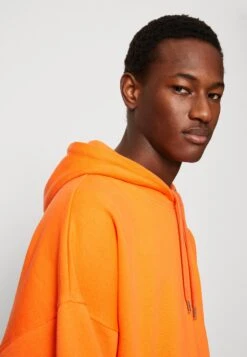 YOURTURN Super Oversized Unisex - Hoodie - Orange 11 YOURTURN Super Oversized Unisex - Hoodie - Orange -Yourturn Verkoopwinkel 8df4fd2537eb4a10bc87f5808d1ecbdf