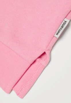YOURTURN Unisex - Sweater - Pink -Yourturn Verkoopwinkel 95aceccd130c444f8b4271d07042b544