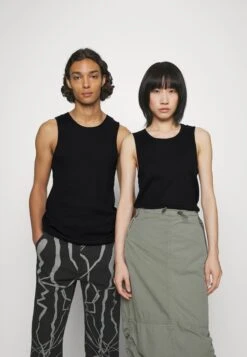 YOURTURN Slim Fit Ribbed Tank Unisex 2 Pack- Top - White/Black -Yourturn Verkoopwinkel 96335268f9184c26b425f1de3d89ee68