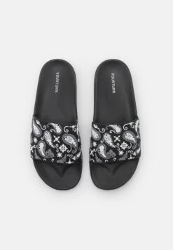 YOURTURN Unisex - Badslippers - Black 11 YOURTURN Unisex - Badslippers - Black -Yourturn Verkoopwinkel 98b223bc14bd476dbc5f2afedd80a76d