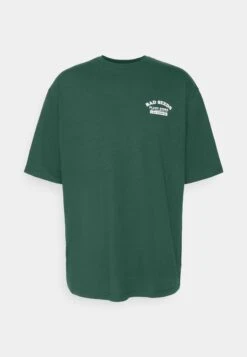 YOURTURN Unisex - T-Shirt Print - Dark Green 12 YOURTURN Unisex - T-Shirt Print - Dark Green -Yourturn Verkoopwinkel 9f03dbd1ace644ca846a80201ac3b01b