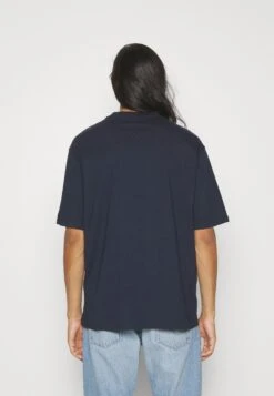 YOURTURN 3Pack Unisex - T-Shirt Basic - Olive, Beige, Dark Blue 12 YOURTURN 3Pack Unisex - T-Shirt Basic - Olive, Beige, Dark Blue -Yourturn Verkoopwinkel 9f9a01de948147abbb671e599bbe7b9f