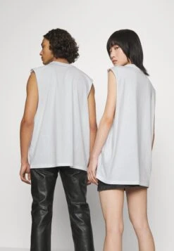 YOURTURN Unisex 2 Pack - Top - White, Black -Yourturn Verkoopwinkel adf66e2d7d094e35b79b1f4f472e6fee