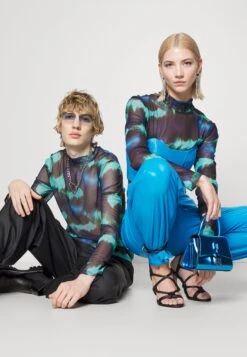 YOURTURN UNISEX - Longsleeve -Yourturn Verkoopwinkel af1297db590c430aa425802422e2e4d7