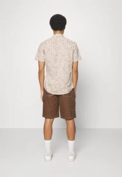 YOURTURN Unisex - Jeansshort - Brown -Yourturn Verkoopwinkel b16cb8a9b9694f79827ccddcd611d2c1