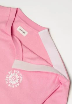 YOURTURN Unisex - Sweater - Pink -Yourturn Verkoopwinkel d411d8941abf449392799edbf491d6e9