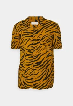 YOURTURN Genderless Resort- Overhemd - Black 12 YOURTURN Genderless Resort- Overhemd - Black -Yourturn Verkoopwinkel d69eebb48bea493cae69b9384b8edbca