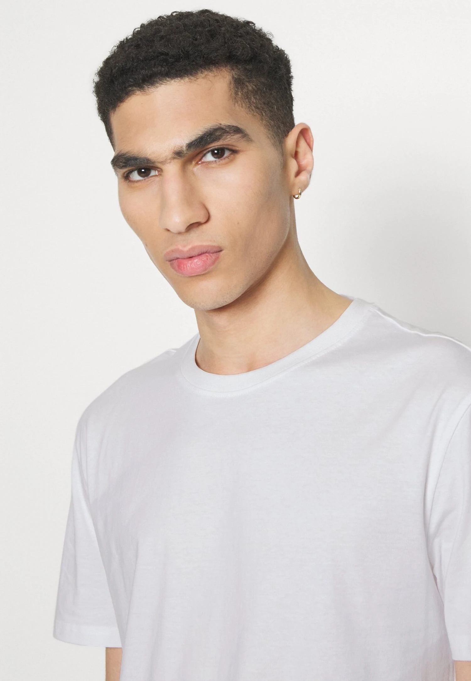 YOURTURN Unisex 5 Pack - T-Shirt Basic - White/Apricot/Light Blue 9 YOURTURN Unisex 5 Pack - T-Shirt Basic - White/Apricot/Light Blue - Afbeelding 7