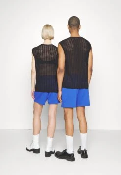 YOURTURN Sheer- Trui - Black -Yourturn Verkoopwinkel e205e888ba214e0bb19d315d400d44ef