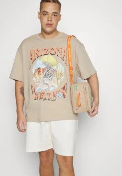 YOURTURN Unisex - T-Shirt Print - Beige 11 YOURTURN Unisex - T-Shirt Print - Beige -Yourturn Verkoopwinkel f29c8ab954f9431ea279e67e74cf1e7f