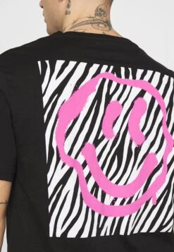 YOURTURN T-shirt Print -Yourturn Verkoopwinkel f3925d313dac4daa8918c2c1b5ec3dc5