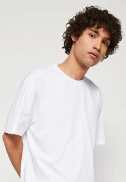 YOURTURN Unisex - T-Shirt Print - White -Yourturn Verkoopwinkel f3c3f530561f4669925ebb27d6e3d361