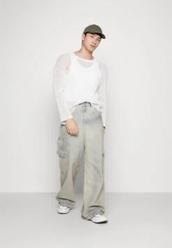 YOURTURN Unisex - Relaxed Fit Jeans - Light Blue Denim -Yourturn Verkoopwinkel f7f7c383f80448fa97d368d17c642181