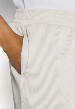 YOURTURN Unisex - Trainingsbroek -Light Grey 13 YOURTURN Unisex - Trainingsbroek -Light Grey -Yourturn Verkoopwinkel fe28f2256e284808a68f667d93983807