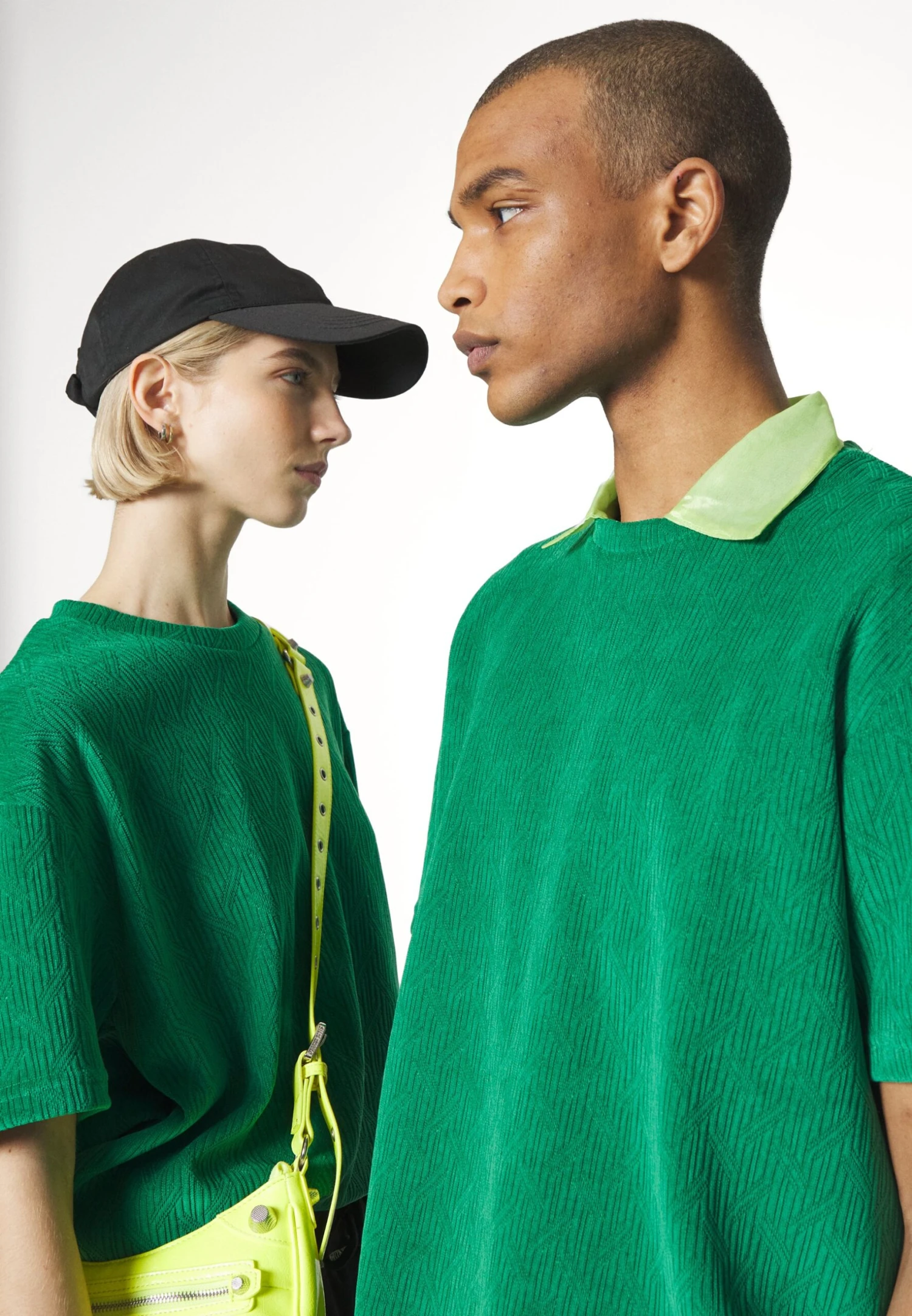 YOURTURN Unisex - T-Shirt Basic - Green 6 YOURTURN Unisex - T-Shirt Basic - Green - Afbeelding 4